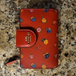 Coach Medium Corner Zip Wallet Red Floral